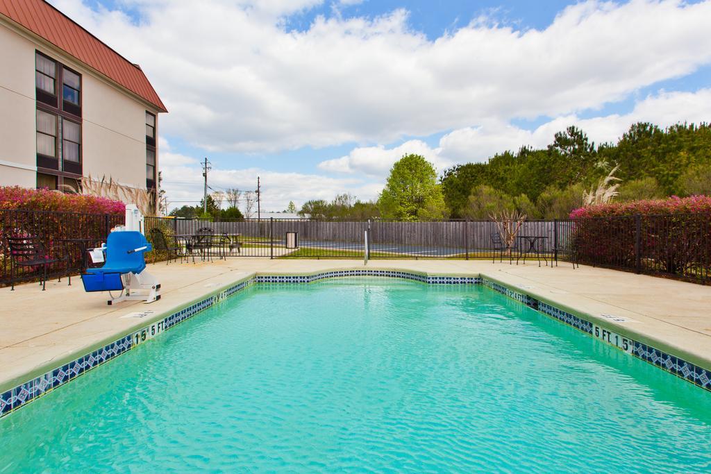Quality Inn Valley - West Point Exterior foto