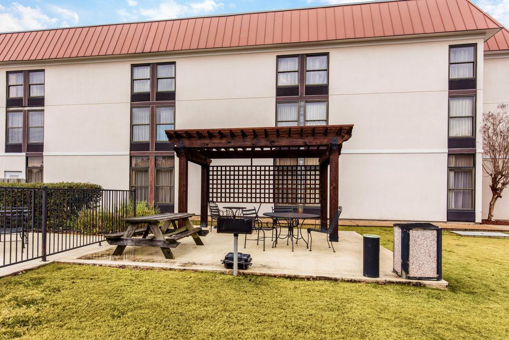Quality Inn Valley - West Point Exterior foto