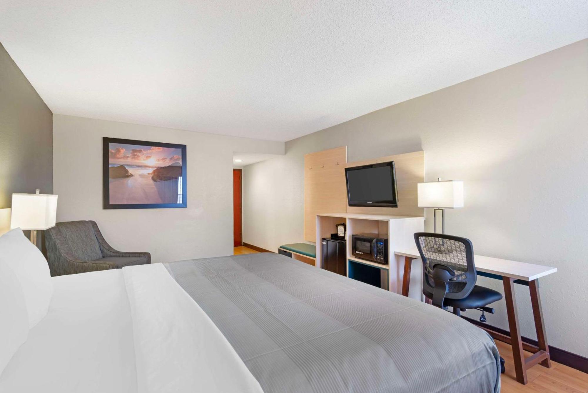 Quality Inn Valley - West Point Exterior foto