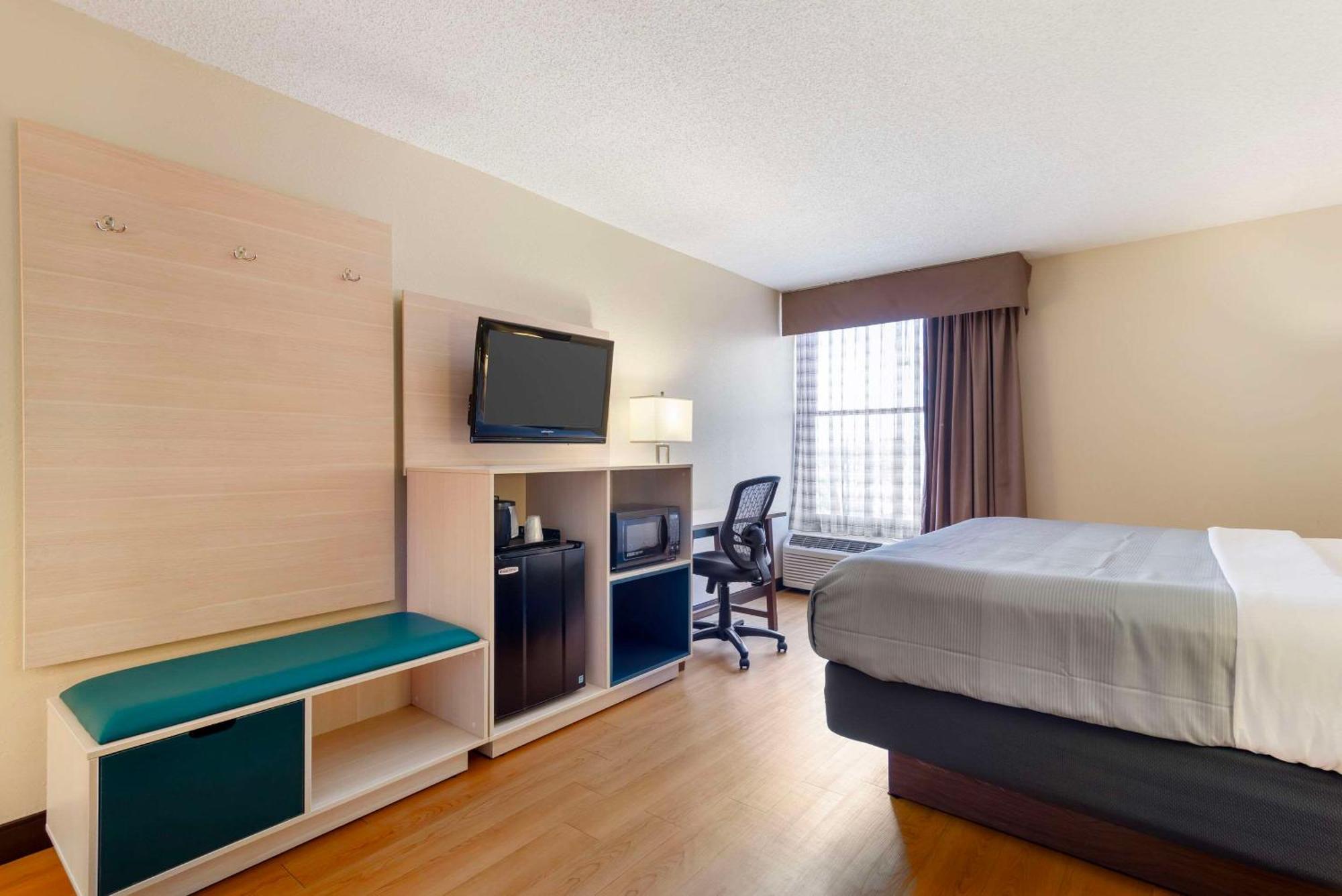 Quality Inn Valley - West Point Exterior foto
