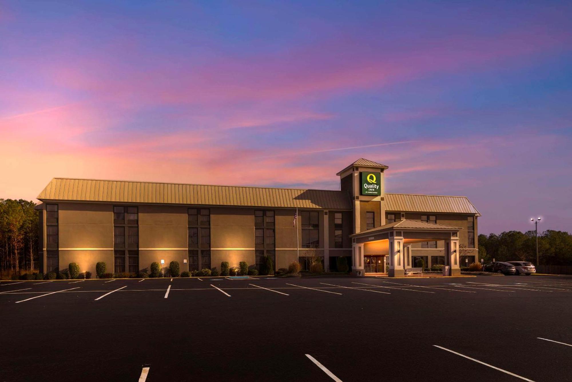 Quality Inn Valley - West Point Exterior foto