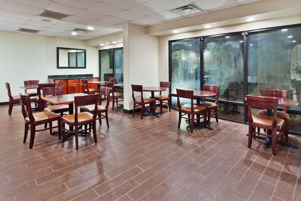 Quality Inn Valley - West Point Exterior foto